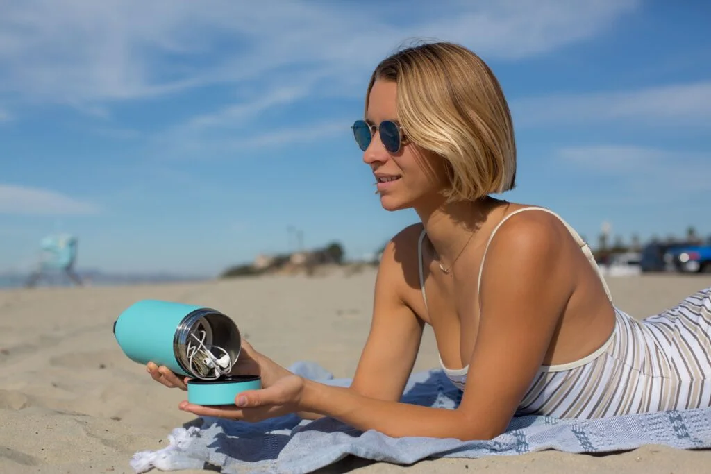 Keep Drinks Hot Or Cold With Insulated Water Bottles Keep Drinks Hot Or Cold With Insulated Water Bottles